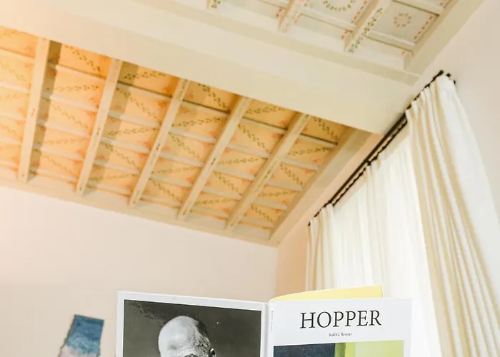 Parisii Bocca Di Leone 88 住宿加早餐酒店 4*